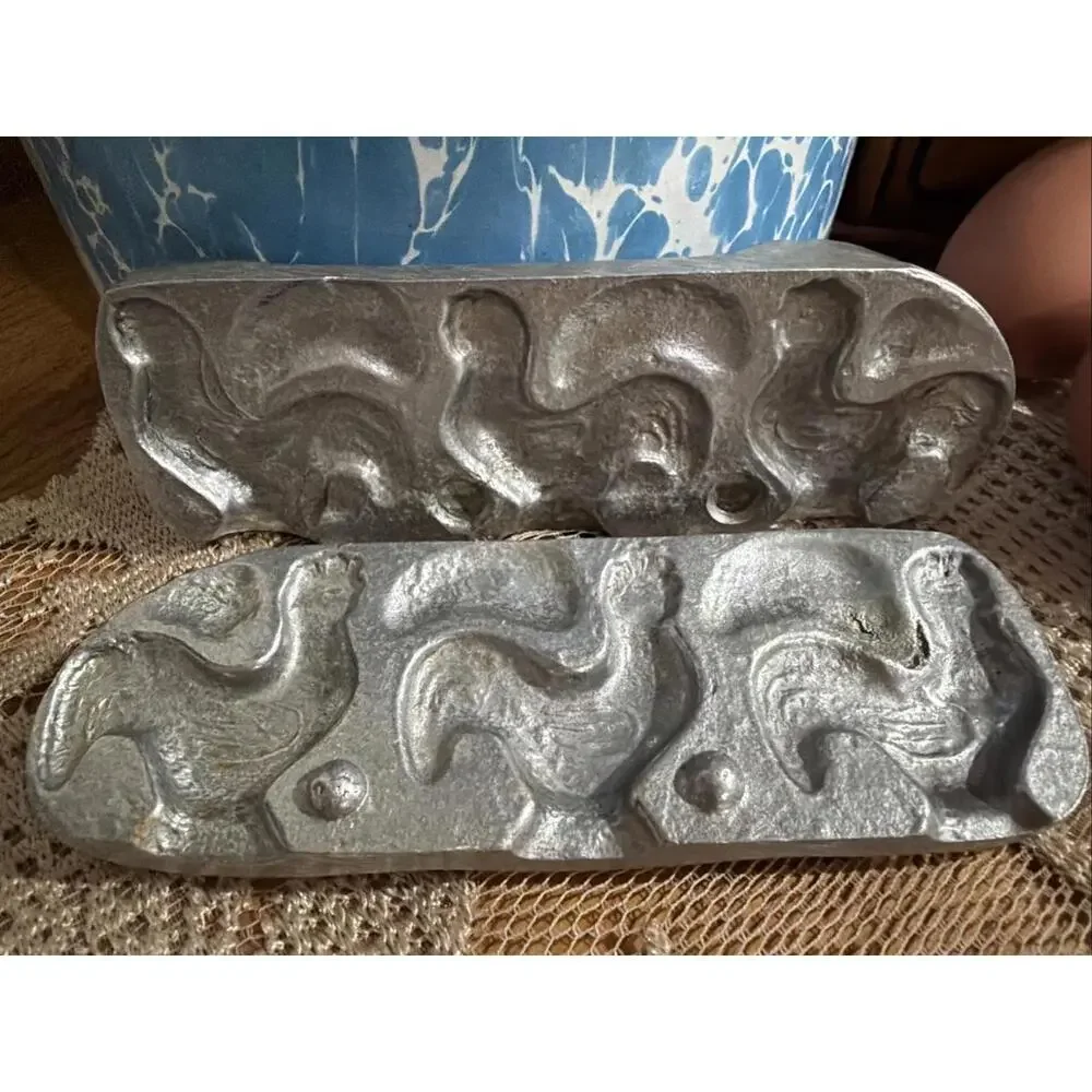Vintage Pewter Chocolate Candy Ice Cream Mold 3D Rooster Spring Easter Primitive